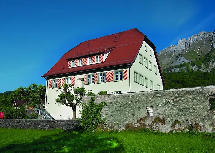 Hotel Restaurant Schlössli 3*